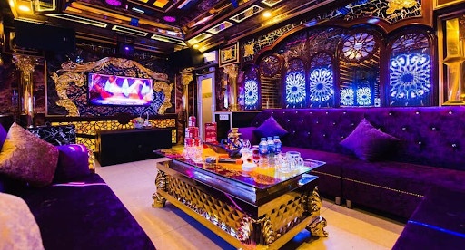 nhận thi công lắp đặt ánh sáng phòng karaoke