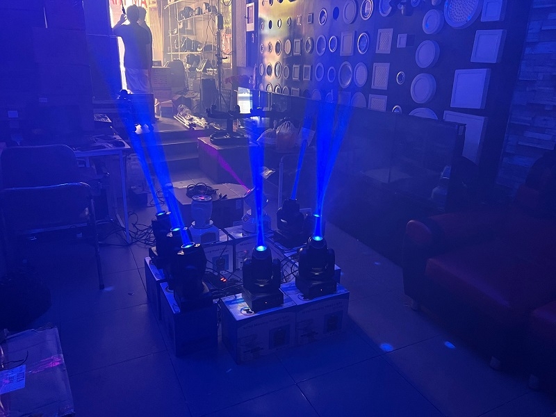 Set Up Den Moving 4